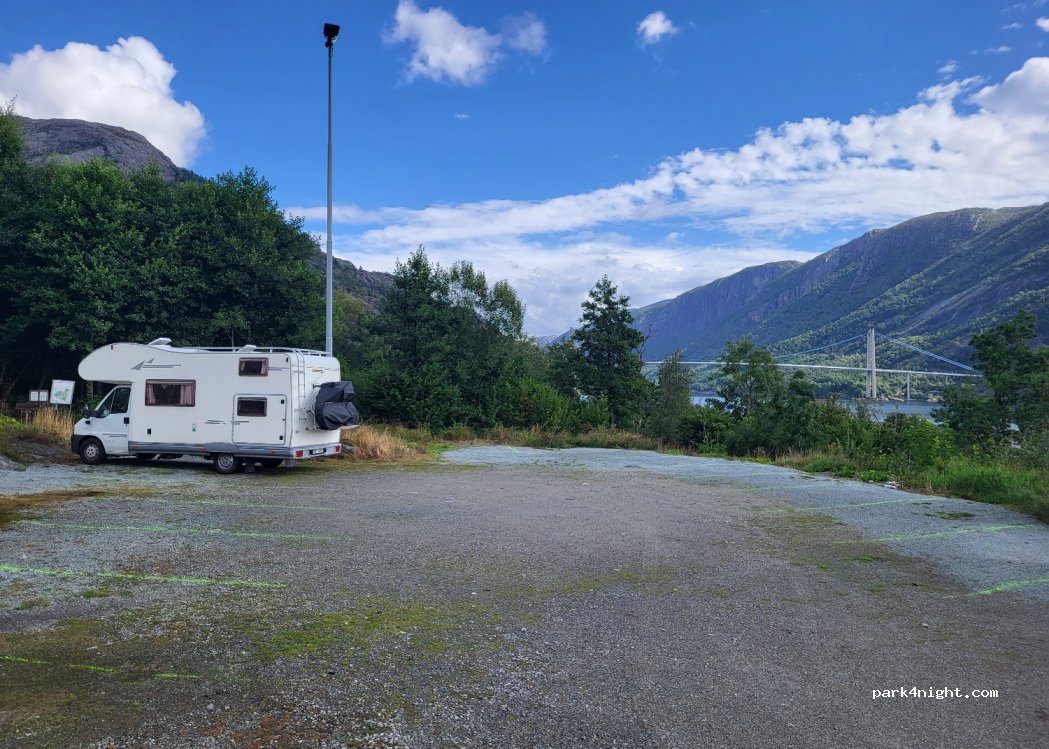 (4110) Forsand - Unnamed road — foto