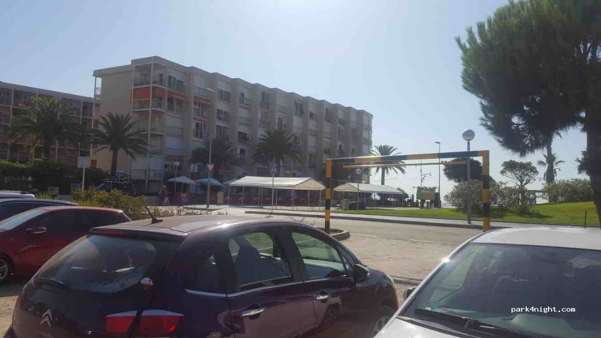 (43481) Platja de la Pineda - 8 Carrer de Plácido Domingo — foto