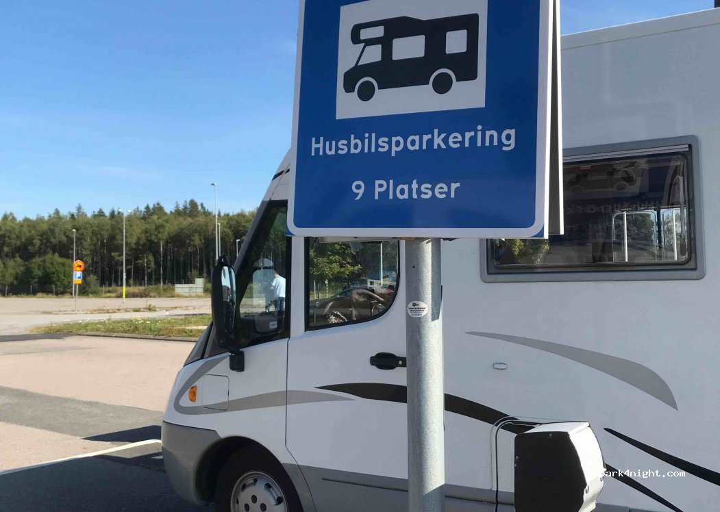 (457 32) Tanumshede - 8 Brehogsvägen — foto 2