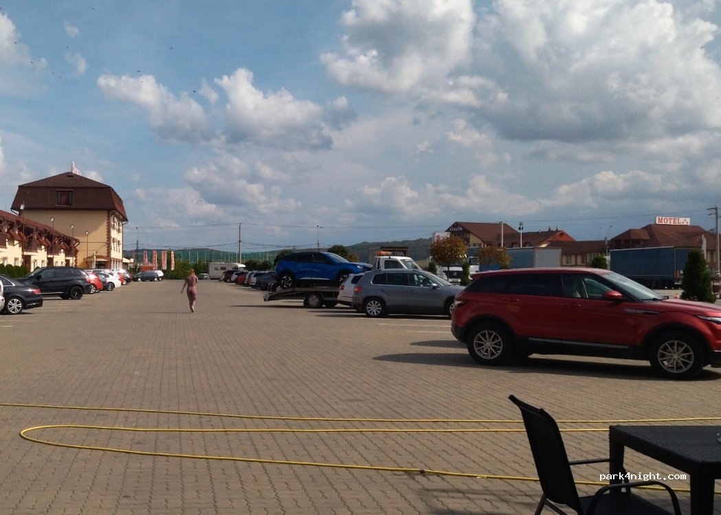 (547605) Ungheni - 260 Strada Principală — foto