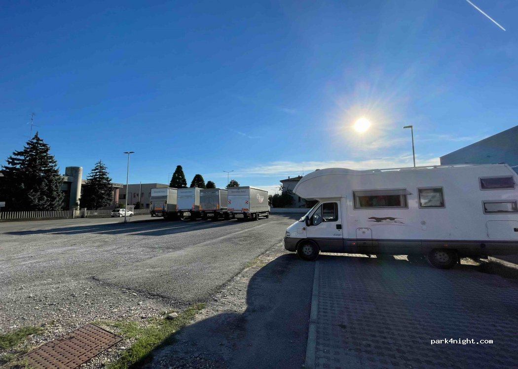 (43122) Parma - Via Giuseppe Botteri — foto 2
