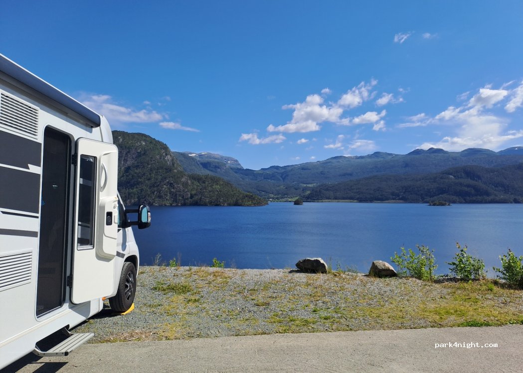 (4237) Suldalsosen - Riksveg 13 — foto 4