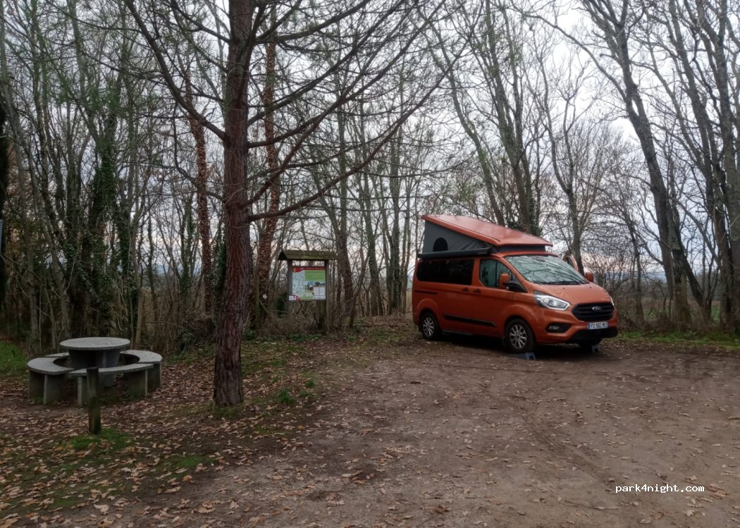 (81100) Castres - Unnamed Road — foto 2