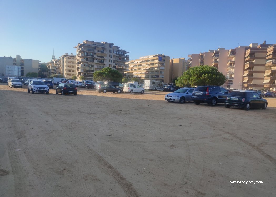 (43481) Platja de la Pineda - 30 Carrer d'Enrico Caruso — foto