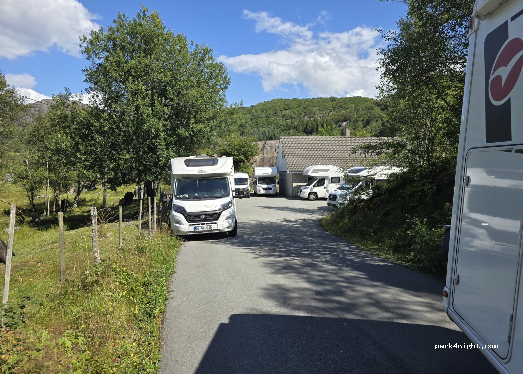 (4380) - 30 Sekundær Fylkesveg 33 — foto 3
