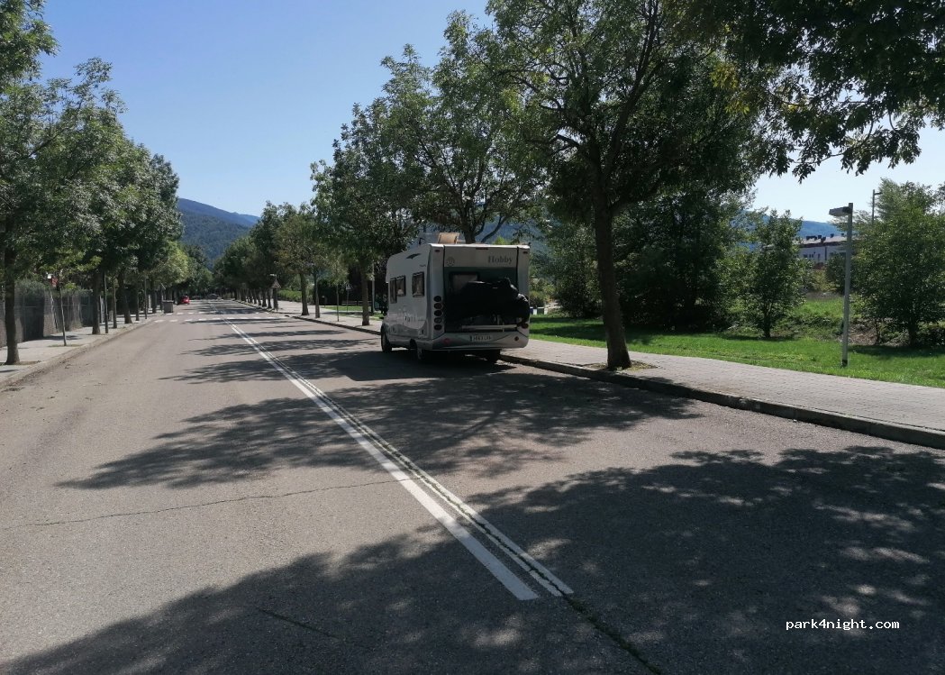 (25700) La Seu d'Urgell - 24 Passeig de l'Horta del Valira — foto