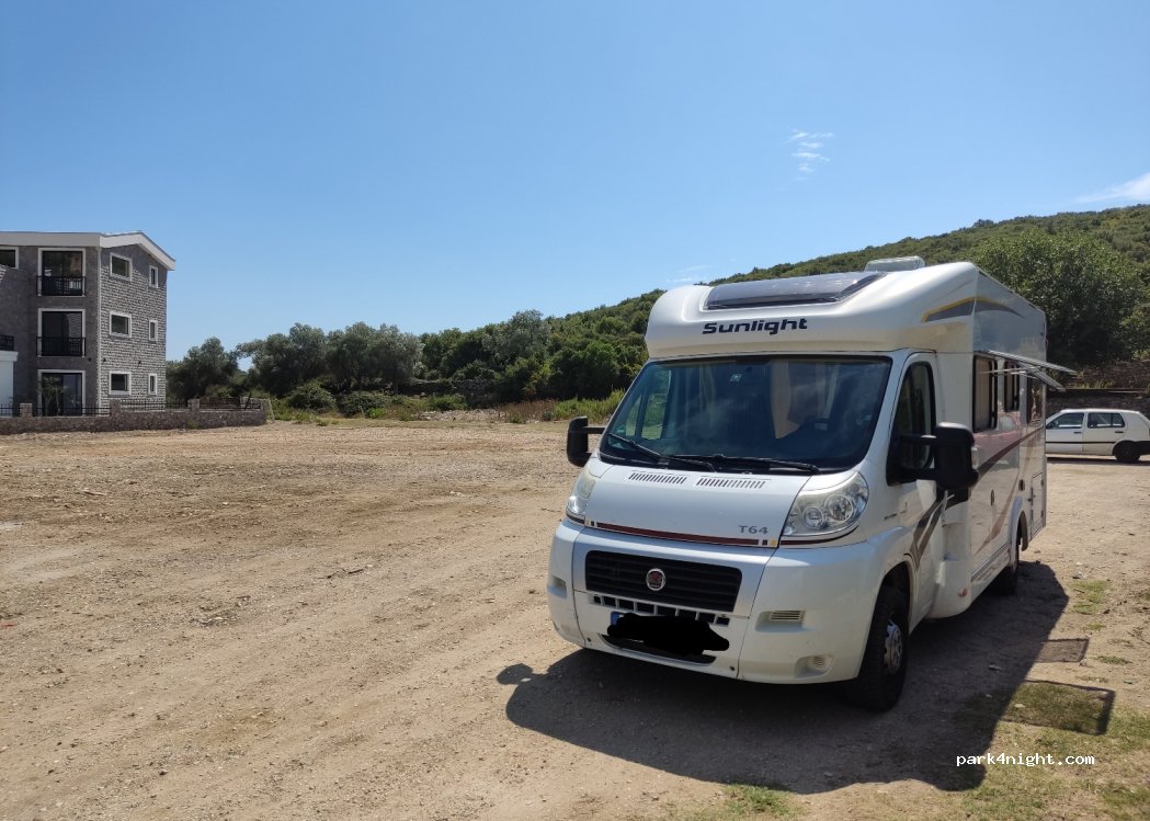 (85360) Ulcinj - Unnamed Road — foto