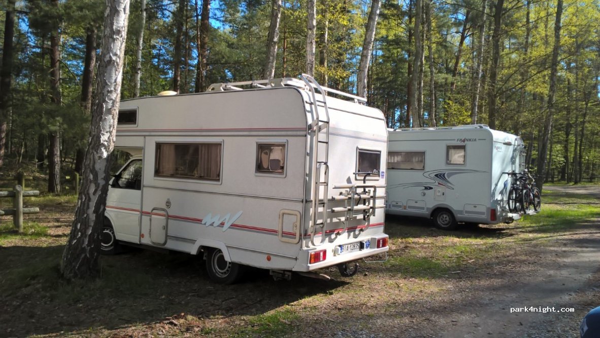 (82-103) Mikoszewo - Unnamed Road — foto