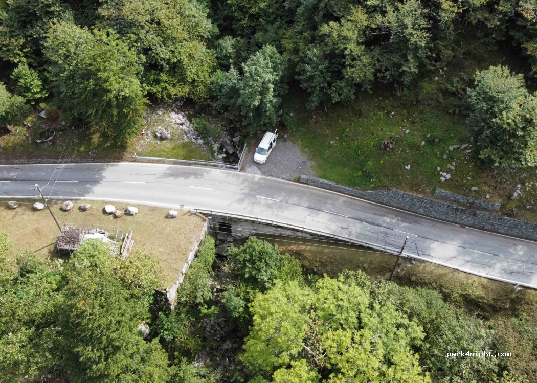 (6633) Lavertezzo - Via Valle Verzasca — foto