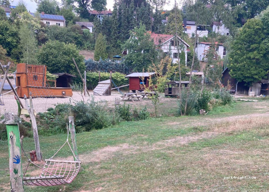 (36275) Kirchheim - 12 Schwimmbadstraße — foto 2