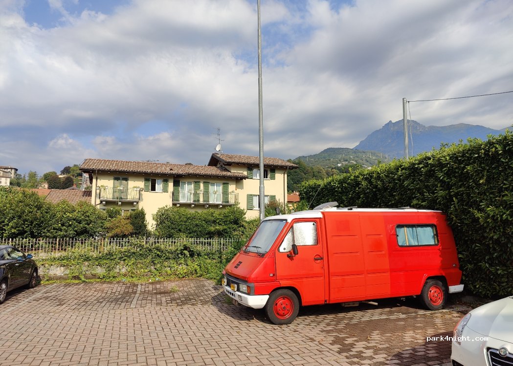 (22017) Menaggio - 46 Via Andrea Stoppani — foto 3