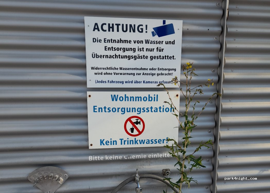 Wohnmobil Treff Lübeck — foto 2