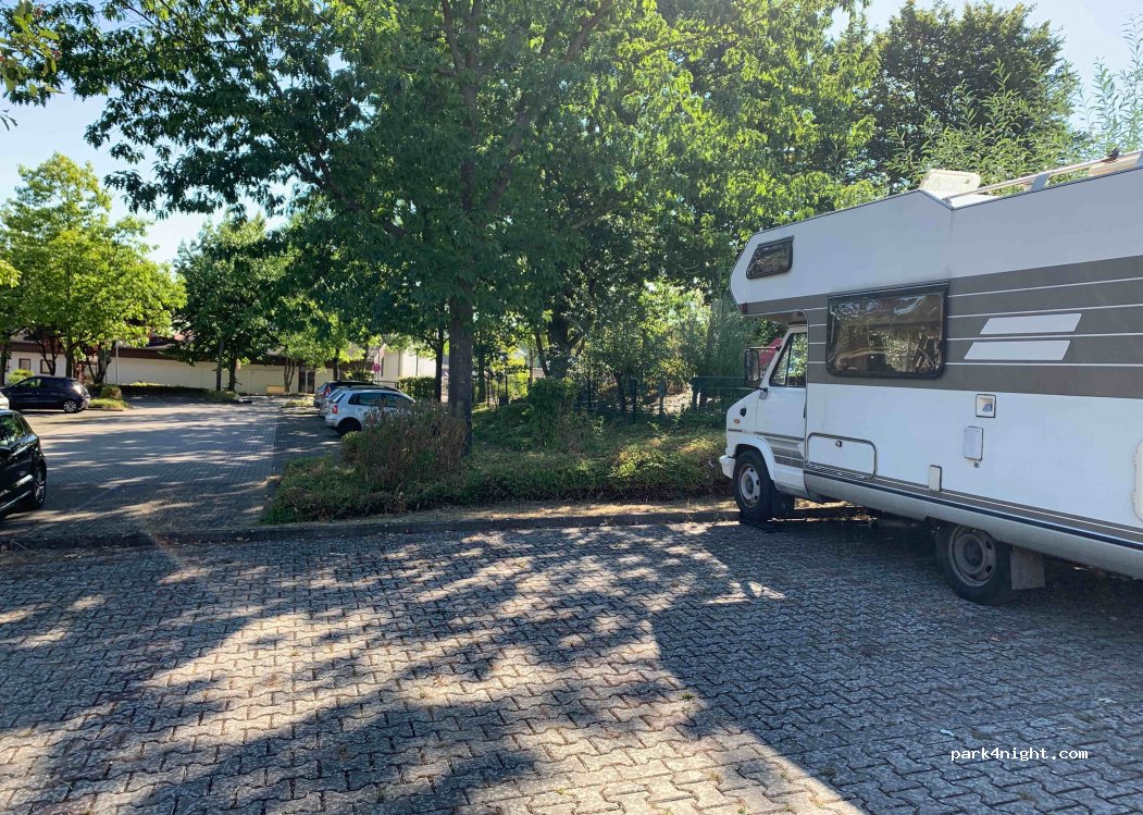 (35418) Buseck - 44 Neue Straße — foto
