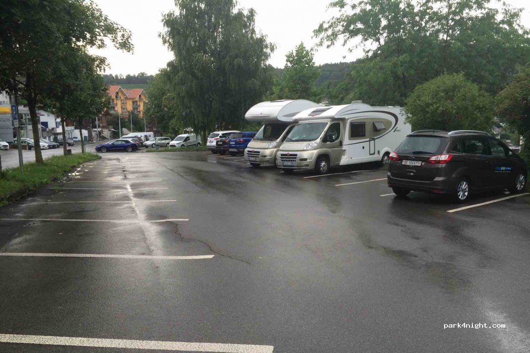(3700) Spiez - 54 Oberlandstrasse — foto