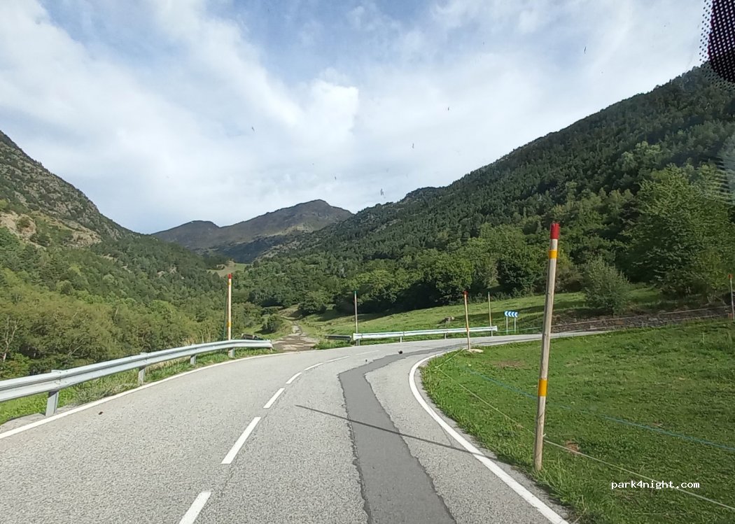 (AD300) El Serrat - — foto 2