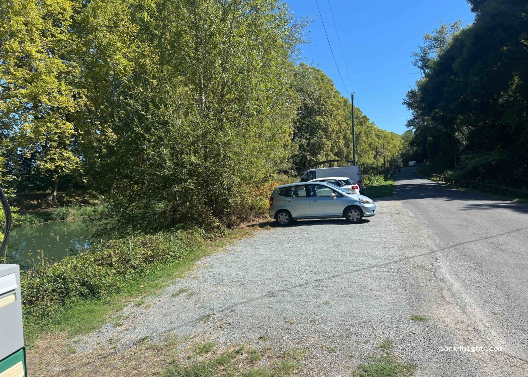 (33210) Castets et Castillon - D226 — foto 2