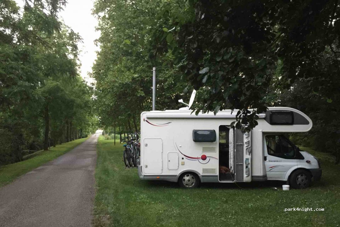 (32260) Moncorneil-Grazan - 1 D40 — foto