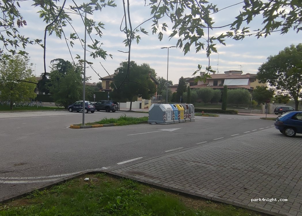 (25019) Sirmione - 115 Via San Martino della Battaglia — foto 2