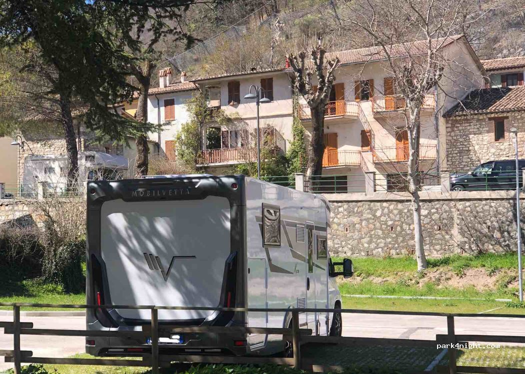 (62038) Serravalle di Chienti - 9 Via Plestia — foto 4