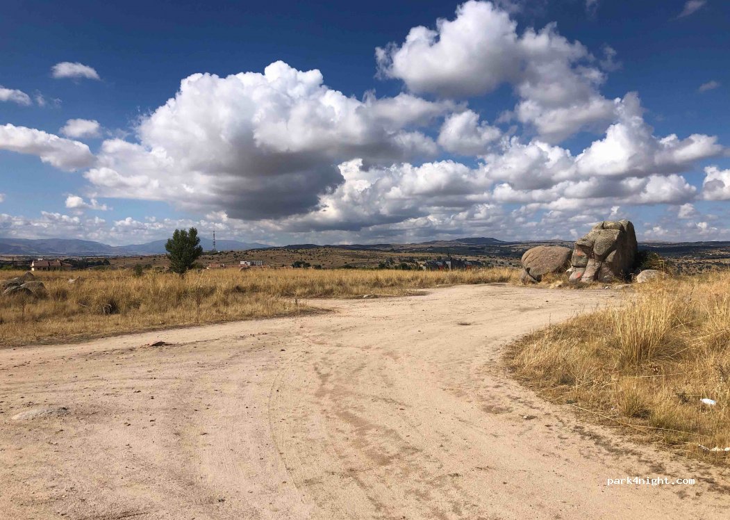 (05005) Ávila‎ - Cam. de la Balsa Verdeja — foto
