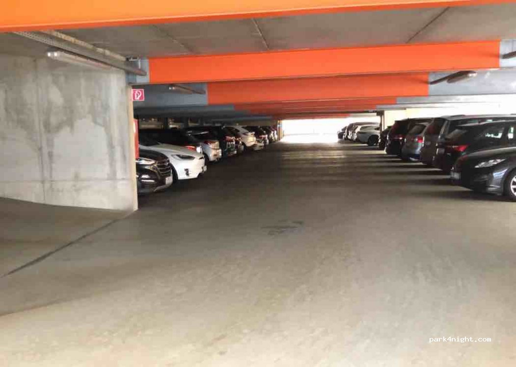 (9020) Klagenfurt am Wörthersee - 9020 Ausstellungsstraße — foto