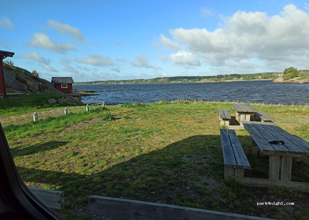 (434 98) Kungsbacka - 298 Hanhalsholmevägen — foto