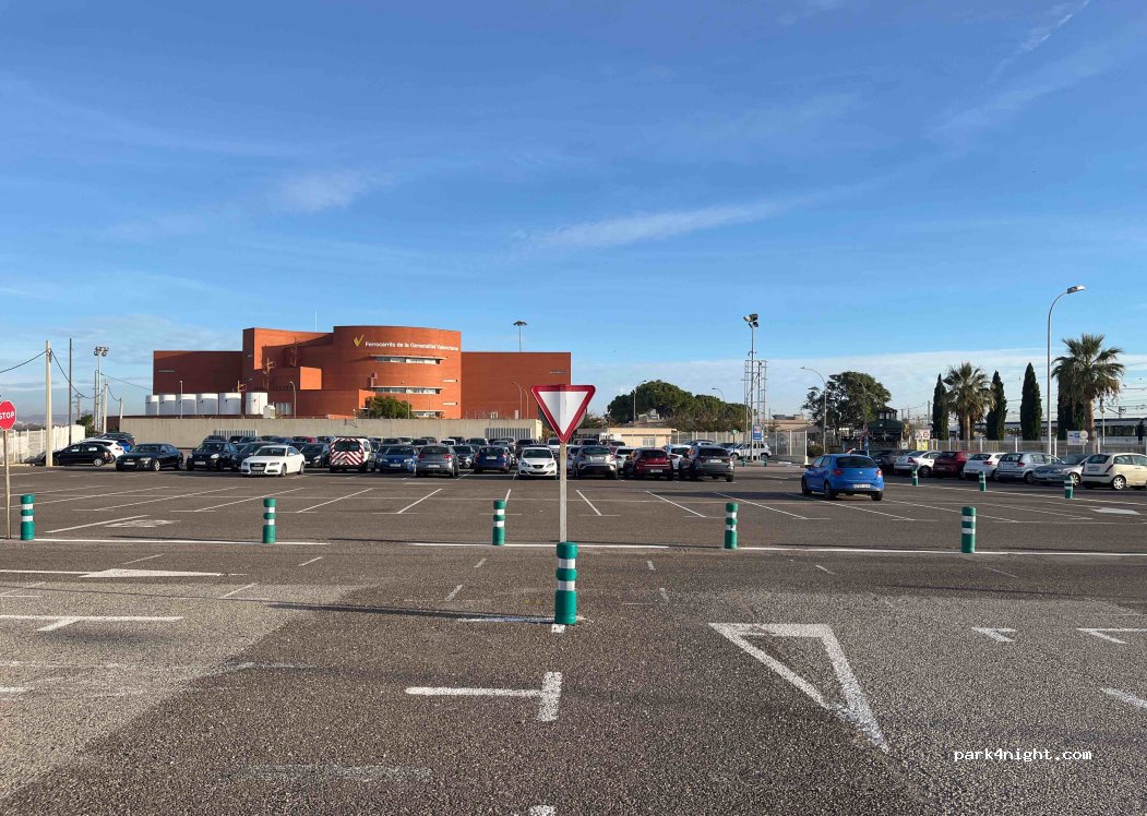 (46014) Valencia - Unnamed road — foto 2