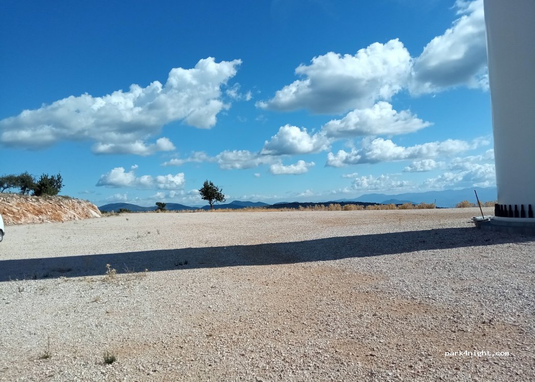 (246 00) AMYGDALITSA  ANEMOGENITRIES - Unnamed Road — foto