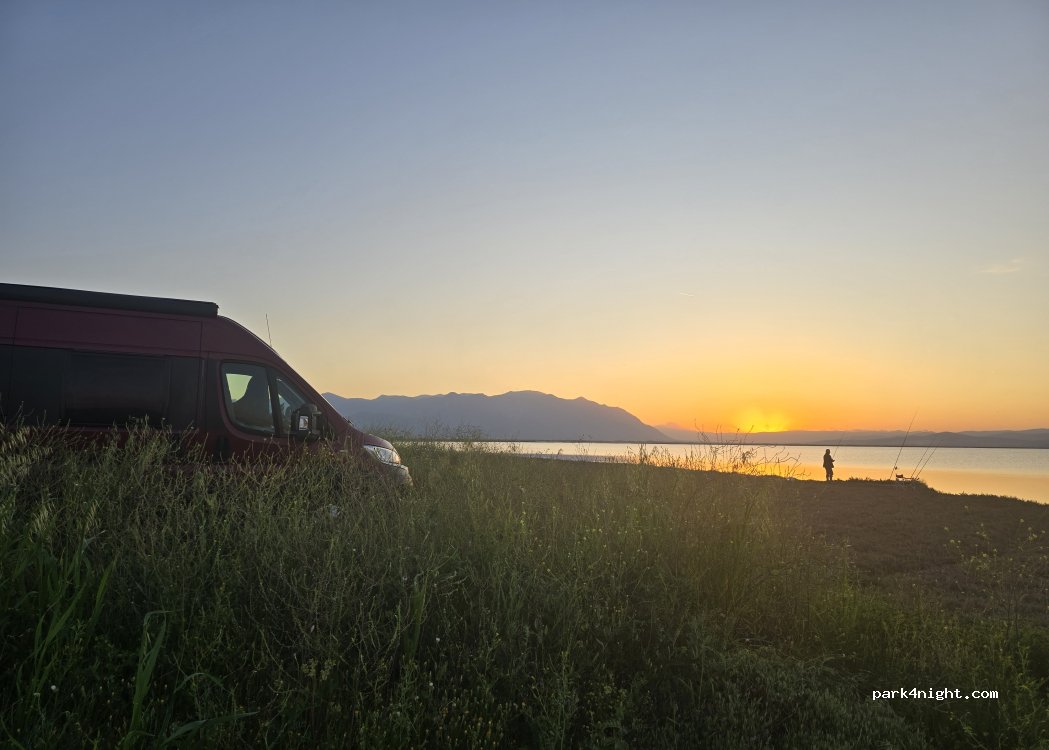 (350 09) Molos - Unnamed Road — foto 3