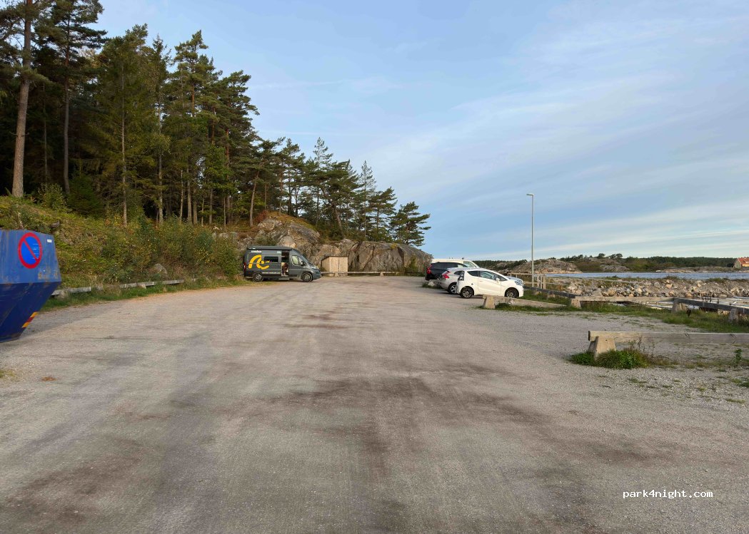 (452 95) Strömstad - 35 LÅNGESANDSVÄGEN — foto 2