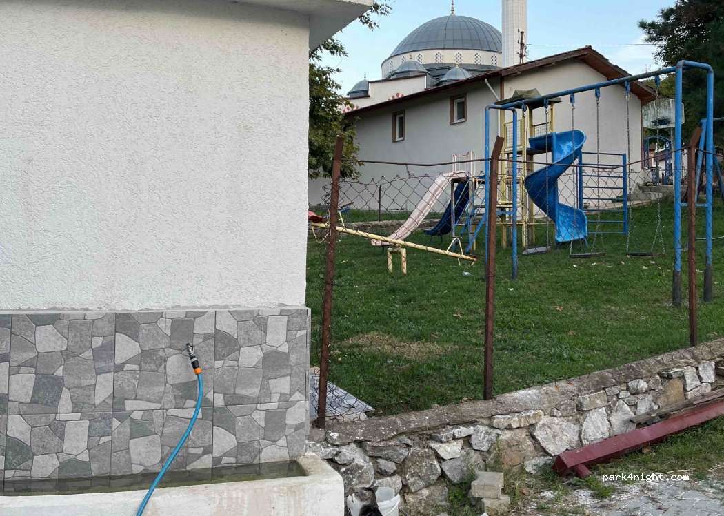 (77202) Yalova Merkez - 1 Meydan Sokak — foto