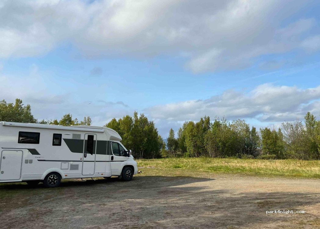 () Isnestoften - Langnesveien — foto
