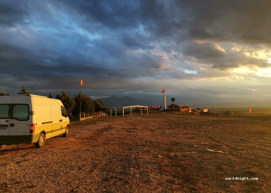 (2HGP+758) Arachinovo - Unnamed Road — foto