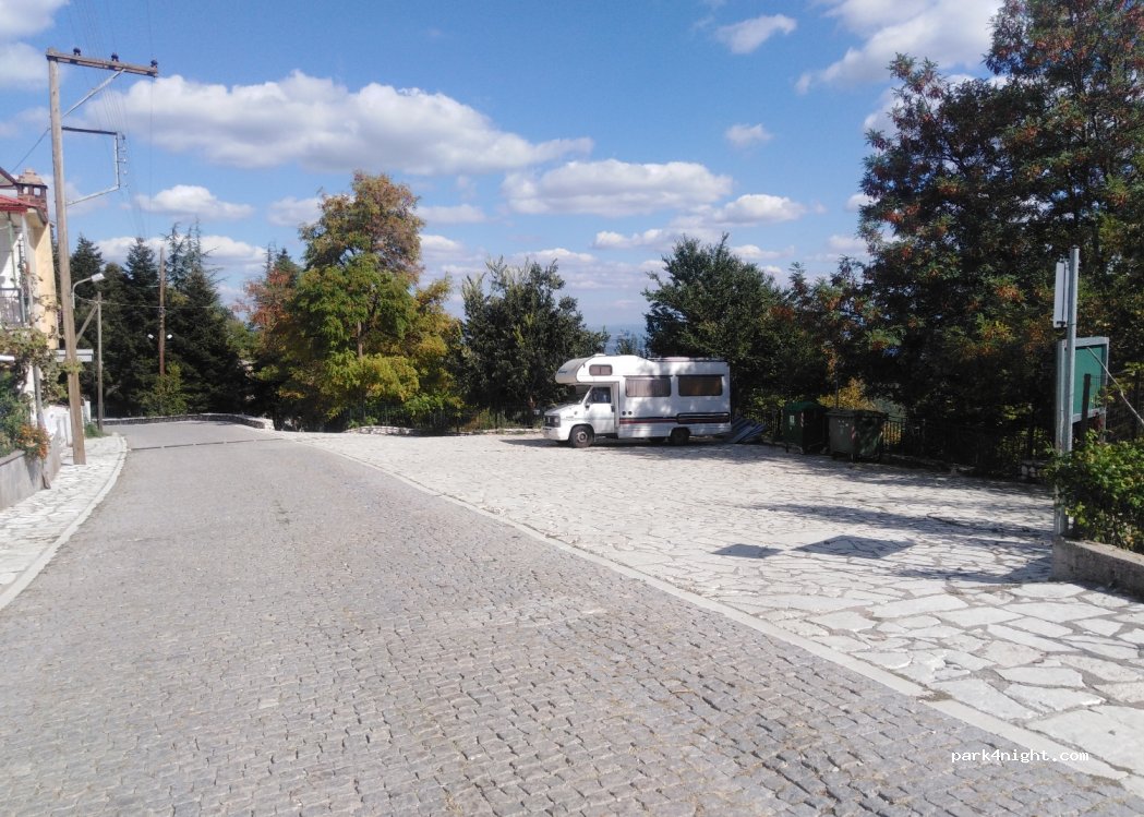 (511 00) Spilaio - Unnamed Road — foto