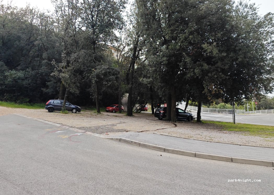 (52221) Rabac - Slobode ul. — foto