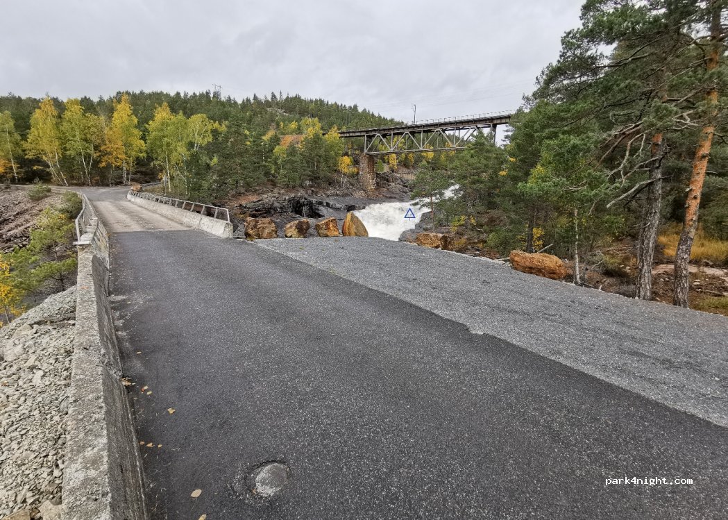 (4766) Herefoss - Unnamed Road — foto 2