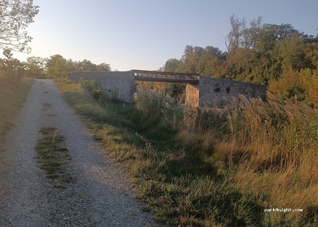 (11800) Trèbes - — foto