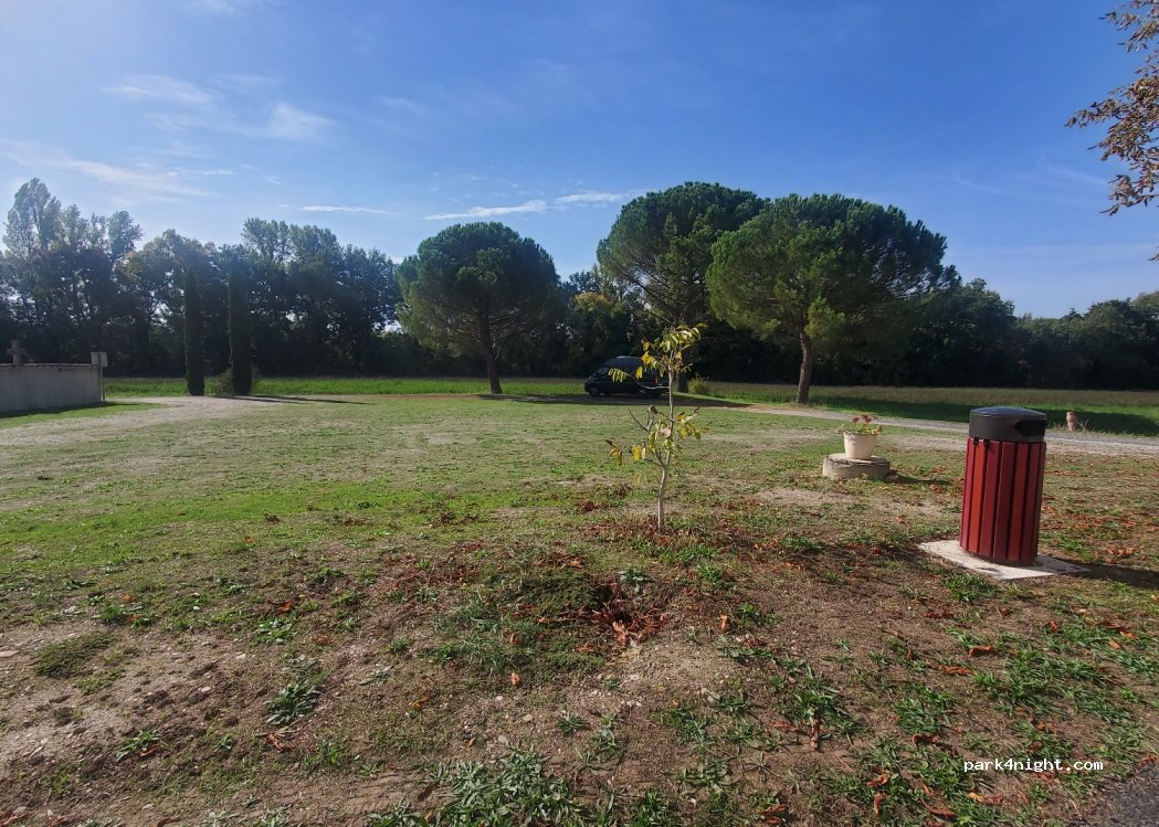 (81600) Rivières - 73 Route Séré de Rivières — foto