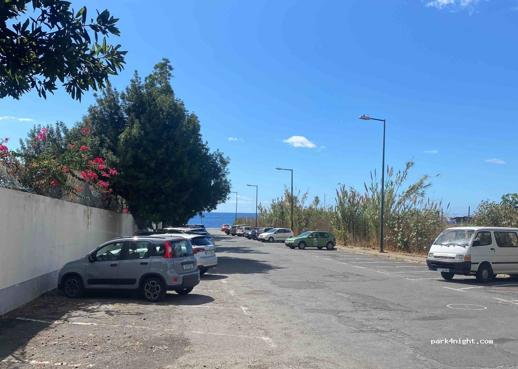 (9000-247) Funchal - Nº5 Rua da Praia Formosa — foto 4