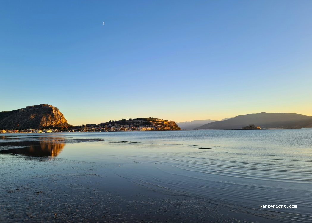 (211 00) Nafplio - — foto