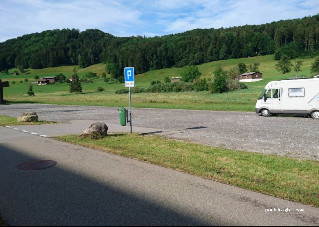 (8344) Bäretswil - 20 Baumastrasse — foto