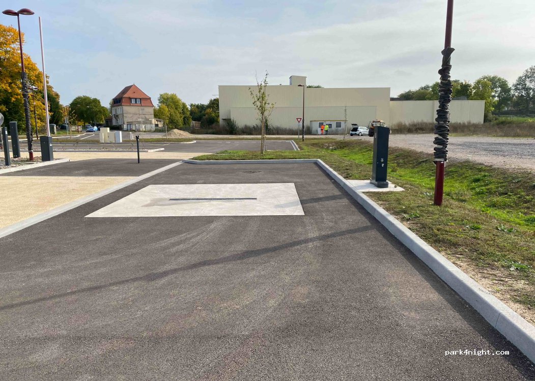 Aire de camping-car  Vic-sur-Seille — foto