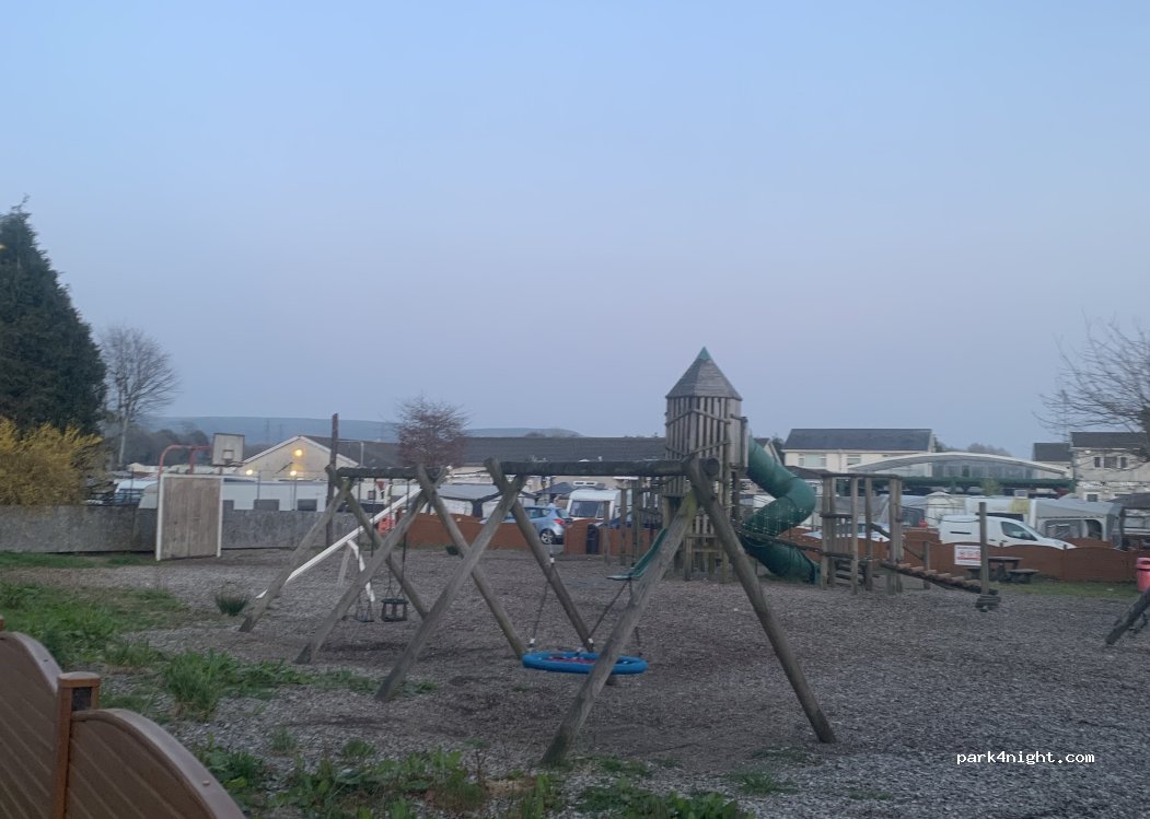 Riverside Holiday Park — foto 2