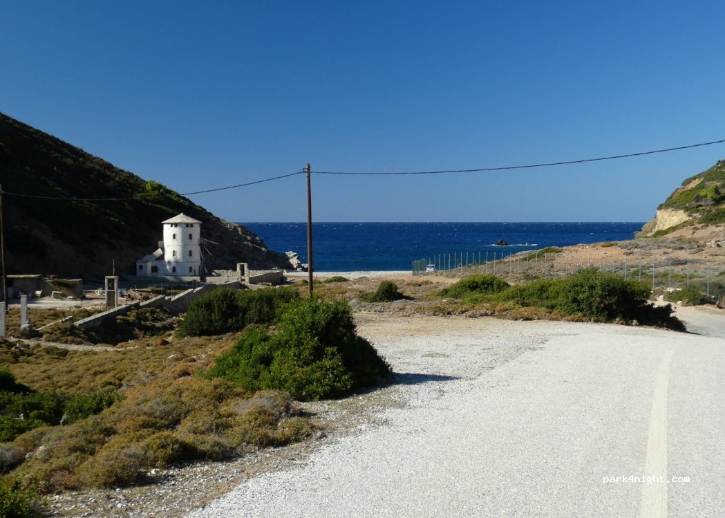 (370 05) Alonnisos - Unnamed Road — foto
