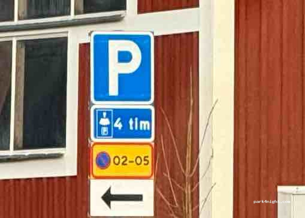 (177 38) Järfälla - Saby gards vag — foto 2