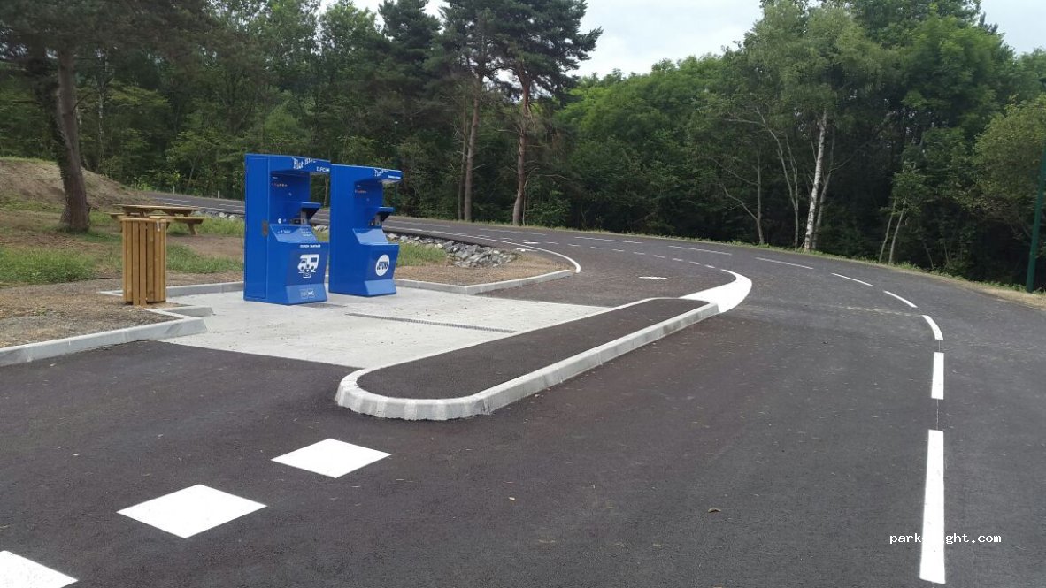 (63870) Orcines - 62-64 Route de Limoges — foto 2