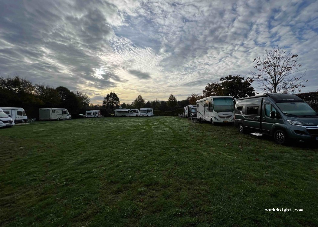 Camping Crown (Torenzicht) — foto