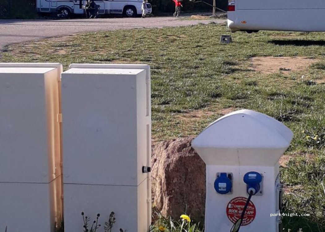 Aire de camping-cars Vanosc — foto 2
