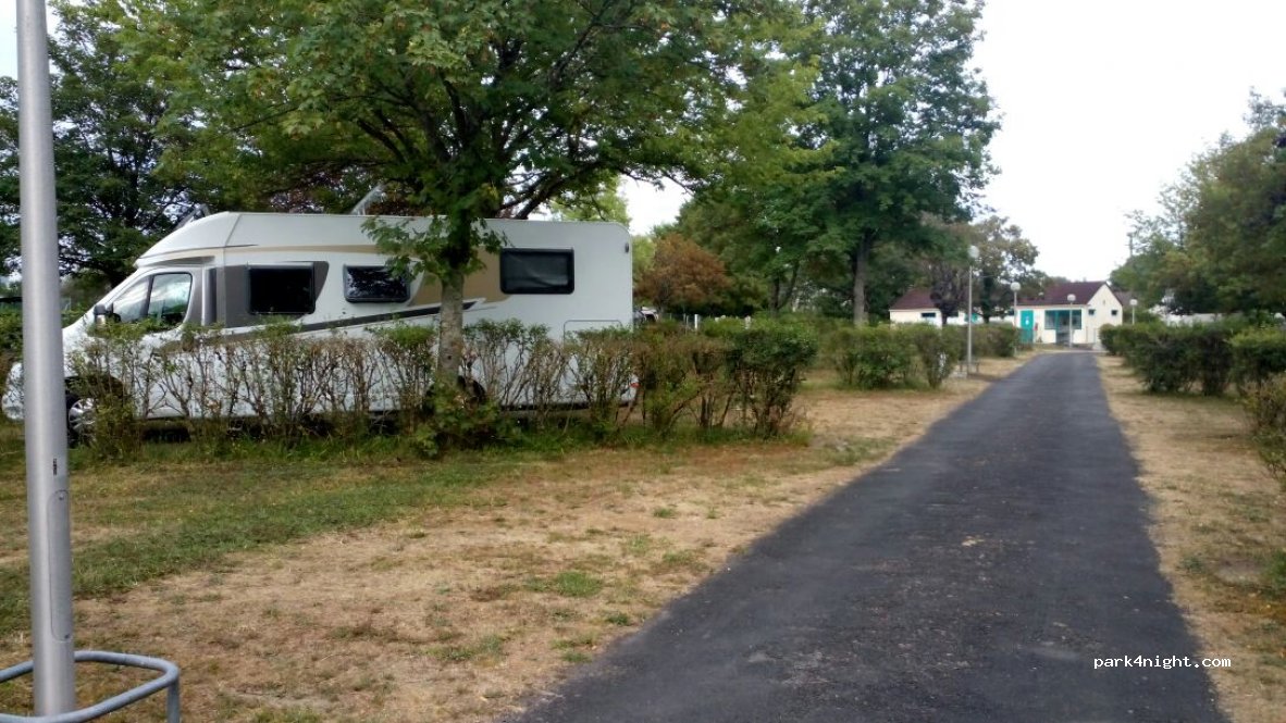 Camping municipal des Chanternes — foto