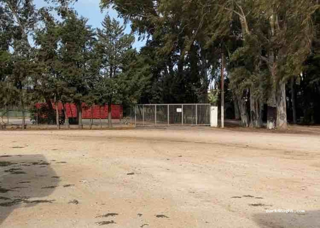 (270 52) Varda - 4i Odos Dytikis — foto 2